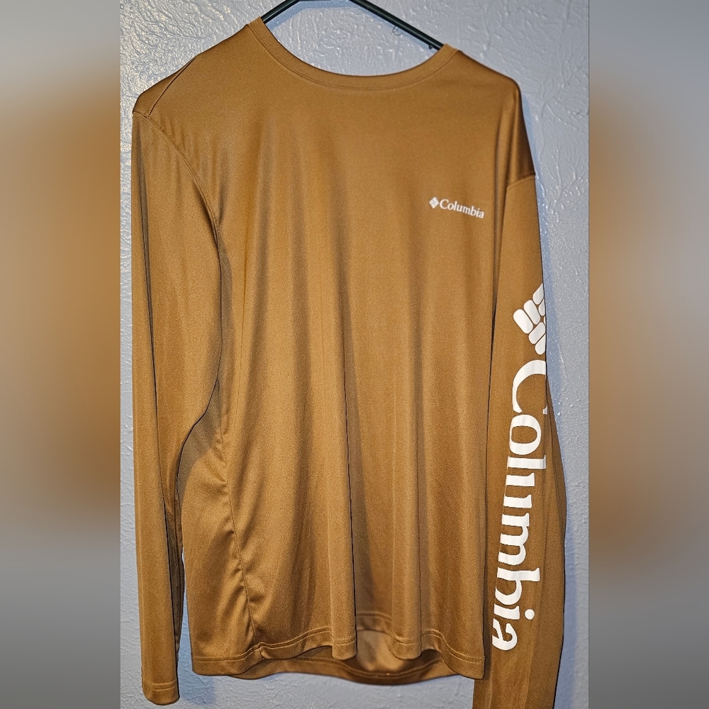 Columbia Men's Brown Long Sleeve Shirt